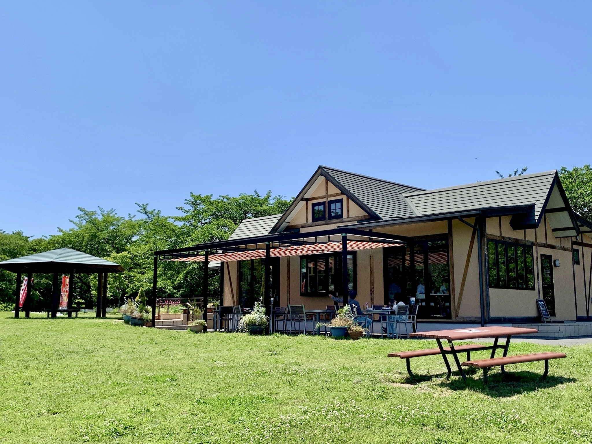 丘の上カフェ　フーヴェル